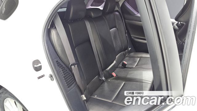 Lexus CT200h 1.8 Compact Trendy ZWA10 2012 — фото 26