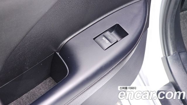Lexus CT200h 1.8 Compact Trendy ZWA10 2012 — фото 32