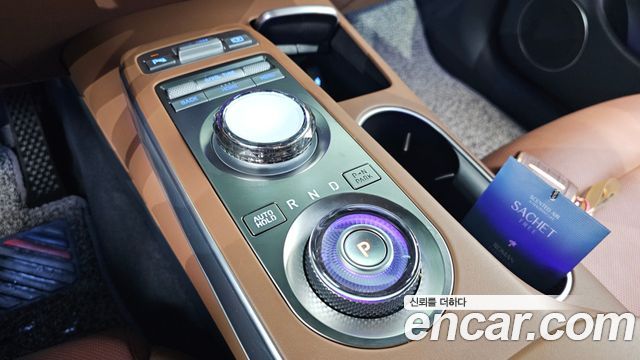 Genesis GV70 2.5T Gasoline 2WD 2024 — фото 9