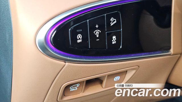 Genesis GV70 2.5T Gasoline 2WD 2024 — фото 18