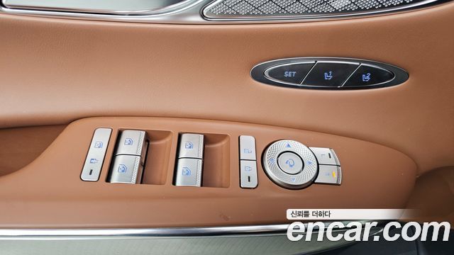Genesis GV70 2.5T Gasoline 2WD 2024 — фото 29
