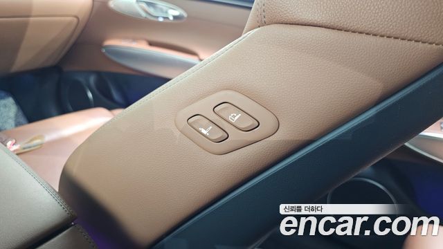 Genesis GV70 2.5T Gasoline 2WD 2024 — фото 33