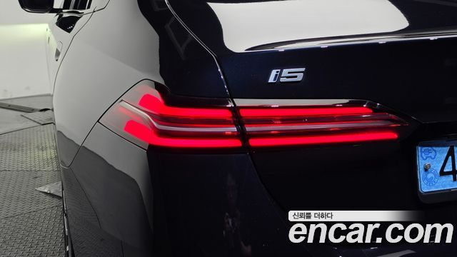 BMW i5 (G60) xDrive 40 M Sport 2024 — фото 23