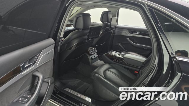 Audi A8 60 TDI Quattro LWB D4 2015 — фото 12