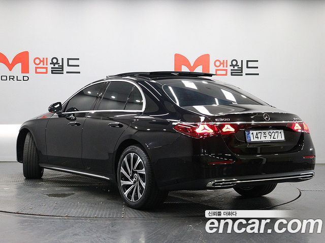 Mercedes-Benz E-Class (W214) E300 4MATIC Exclusive 2026 — фото 2