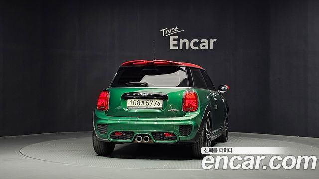 MINI Cooper S JCW 3rd Generation 2021 — фото 4