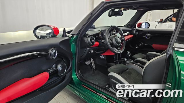 MINI Cooper S JCW 3rd Generation 2021 — фото 10