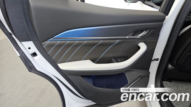 Renault Korea Filante 1.5 E-Tech Esprit Alpine 2WD 2027 — фото 25