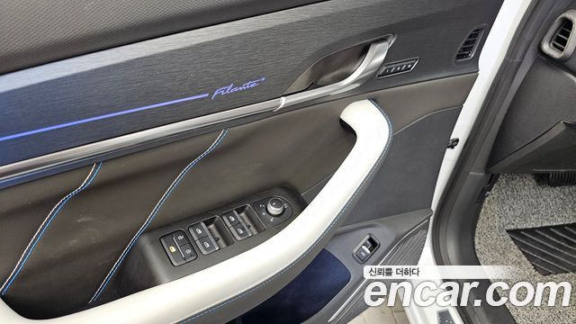 Renault Korea Filante 1.5 E-Tech Esprit Alpine 2WD 2027 — фото 30