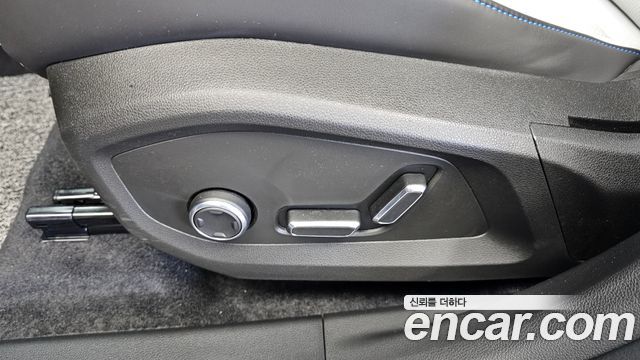 Renault Korea Filante 1.5 E-Tech Esprit Alpine 2WD 2027 — фото 32