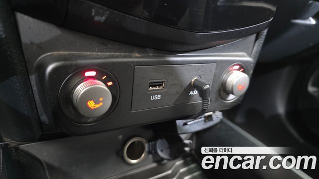 KG Mobility (SsangYong) Tivoli Air Diesel IX 2WD 2018 — фото 13