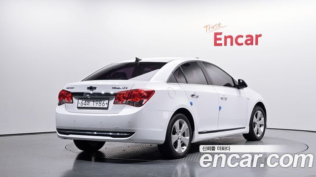 Chevrolet Cruze 1.8 LTZ+ 2011 — фото 2
