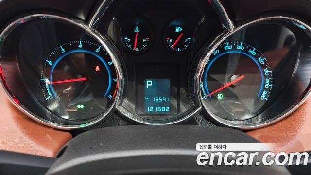 Chevrolet Cruze 1.8 LTZ+ 2011 — фото 8