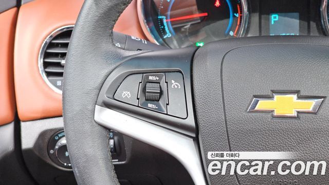 Chevrolet Cruze 1.8 LTZ+ 2011 — фото 15