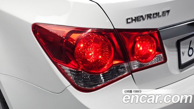 Chevrolet Cruze 1.8 LTZ+ 2011 — фото 23