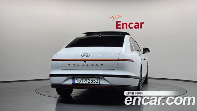 Hyundai Grandeur Hybrid (GN7) Calligraphy 2025 — фото 4