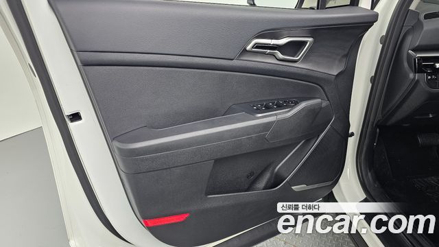 Kia Sportage (V) LPG 2.0 2WD Prestige 2025 — фото 24