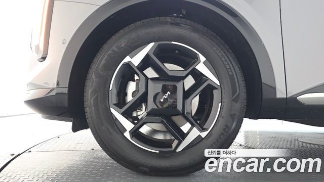 Kia Sportage (V) Gasoline 1.6 Turbo 2WD Signature 2025 — фото 5
