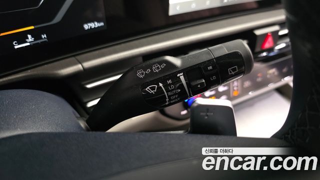 Kia Sportage (V) Gasoline 1.6 Turbo 2WD Signature 2025 — фото 41