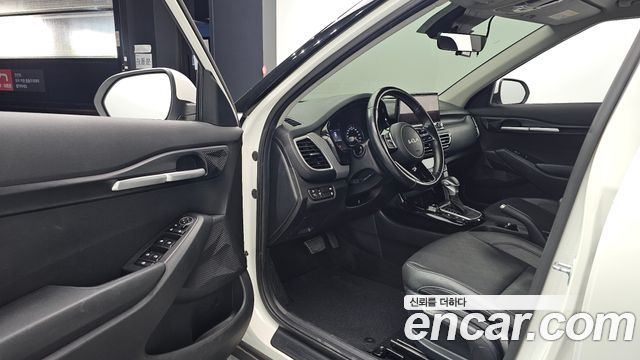 Kia Seltos Gasoline 1.6 Turbo 4WD Trendy 2023 — фото 10