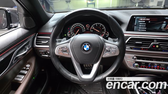 BMW 7 Series (G11) 730Ld xDrive M Sport 2017 — фото 14