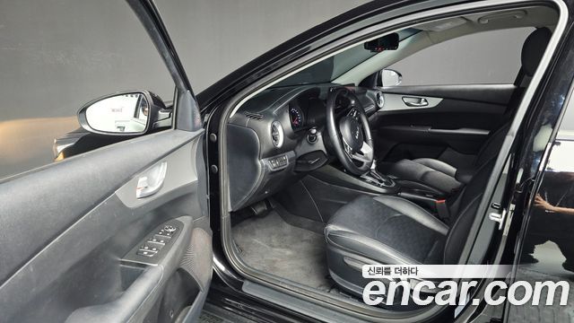 Kia K3 (II) 1.6 Prestige 2022 — фото 10