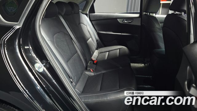 Kia K3 (II) 1.6 Prestige 2022 — фото 26