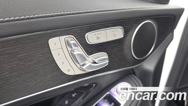 Mercedes-Benz GLC-Class (X253) GLC300 4MATIC 2022 — фото 28