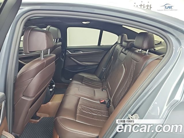 BMW 5 Series (G30) 520d M Sport Package Plus 2017 — фото 19