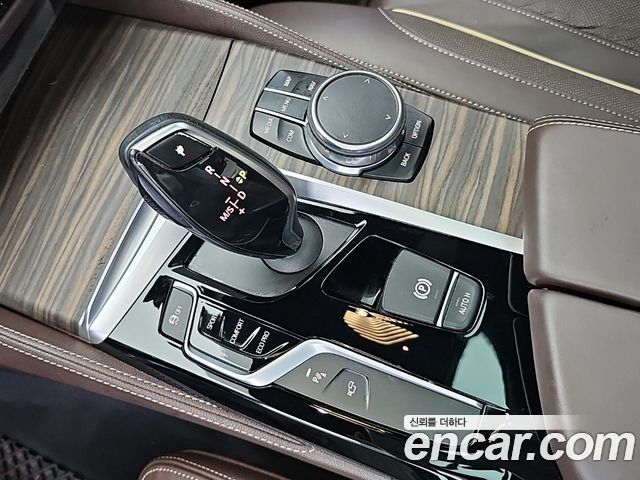 BMW 5 Series (G30) 520d M Sport Package Plus 2017 — фото 24