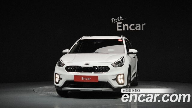 Kia Niro 1.6 HEV Prestige 2020 — фото 3