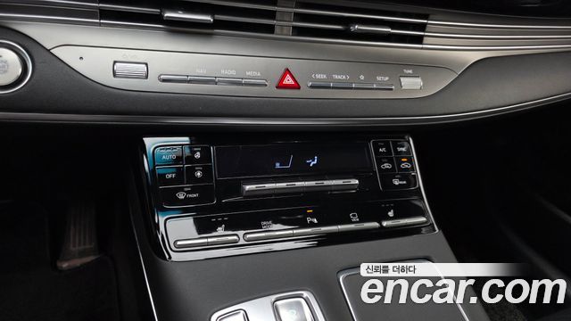 Hyundai Grandeur (IG) 3.0 LPi Rent Car Premium 2022 — фото 18