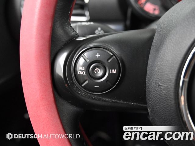 MINI Cooper D Clubman Standard 2nd 2017 — фото 21