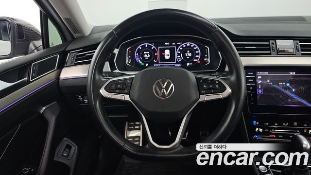 Volkswagen Passat GT (B8) 2.0 TDI Prestige 2021 — фото 17