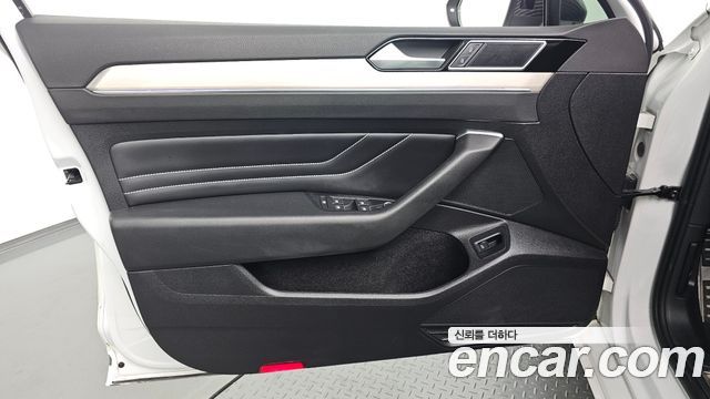 Volkswagen Passat GT (B8) 2.0 TDI Prestige 2021 — фото 30