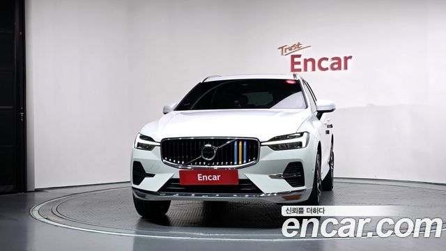 Volvo XC60 (II) B6 Ultimate Bright 2024 — фото 3