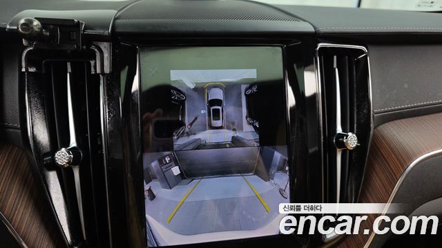 Volvo XC60 (II) B6 Ultimate Bright 2024 — фото 14