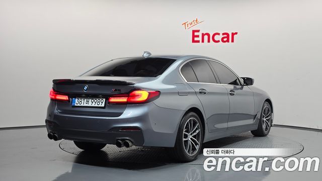 BMW 5 Series (G30) 520d Luxury Special Edition 2018 — фото 2