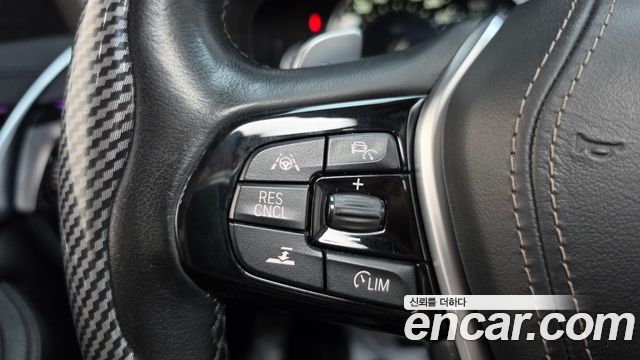 BMW 5 Series (G30) 520d Luxury Special Edition 2018 — фото 16