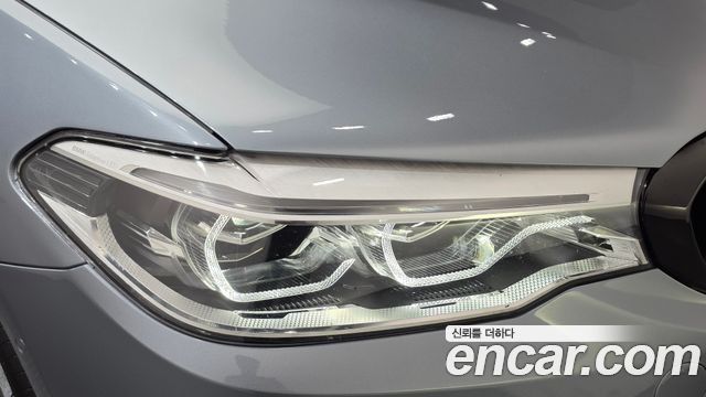 BMW 5 Series (G30) 520d Luxury Special Edition 2018 — фото 22