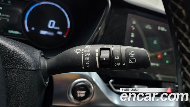 Kia Niro Plus Air 2023 — фото 17