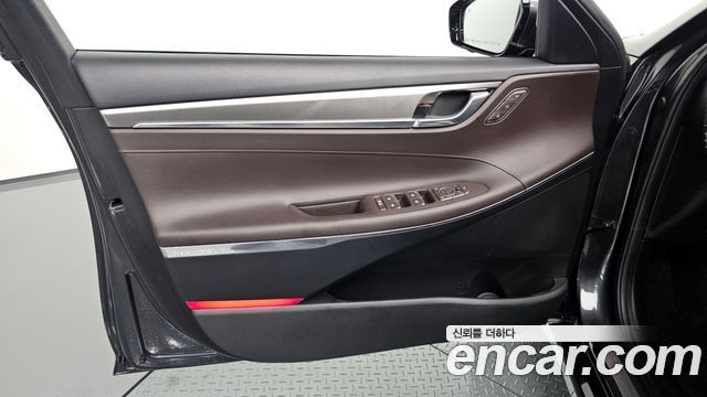Hyundai Grandeur (IG) 2.5 Exclusice 2021 — фото 24