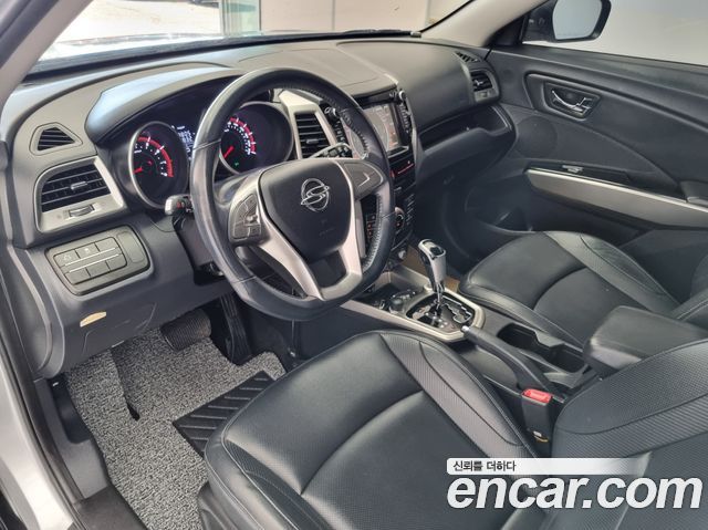 KG Mobility (SsangYong) Tivoli VX 2WD 2016 — фото 10