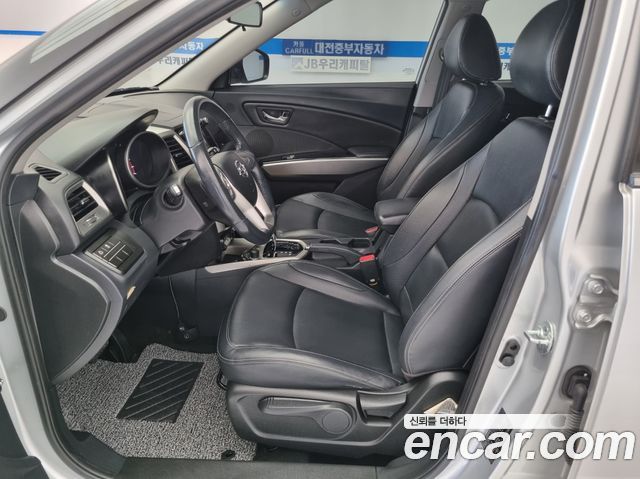 KG Mobility (SsangYong) Tivoli VX 2WD 2016 — фото 17