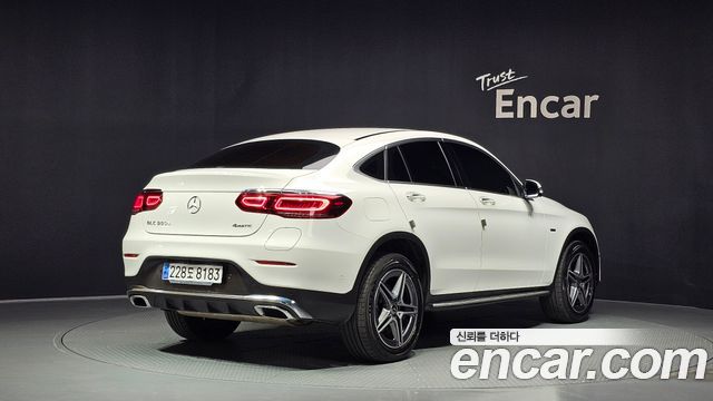 Mercedes-Benz GLC-Class (X253) GLC300e 4MATIC Coupe 2021 — фото 2