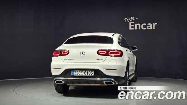Mercedes-Benz GLC-Class (X253) GLC300e 4MATIC Coupe 2021 — фото 4