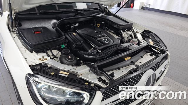 Mercedes-Benz GLC-Class (X253) GLC300e 4MATIC Coupe 2021 — фото 6