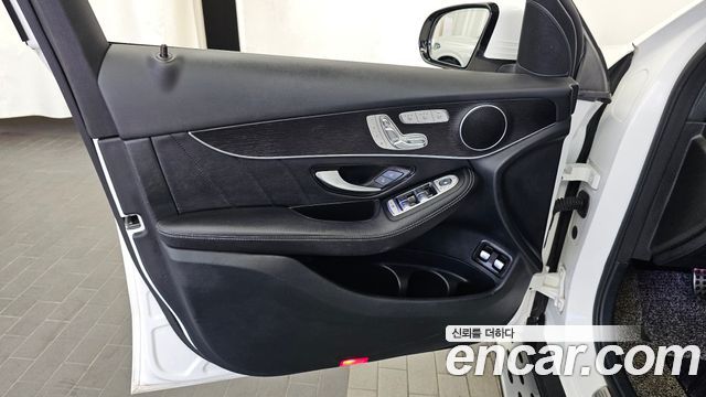 Mercedes-Benz GLC-Class (X253) GLC300e 4MATIC Coupe 2021 — фото 24
