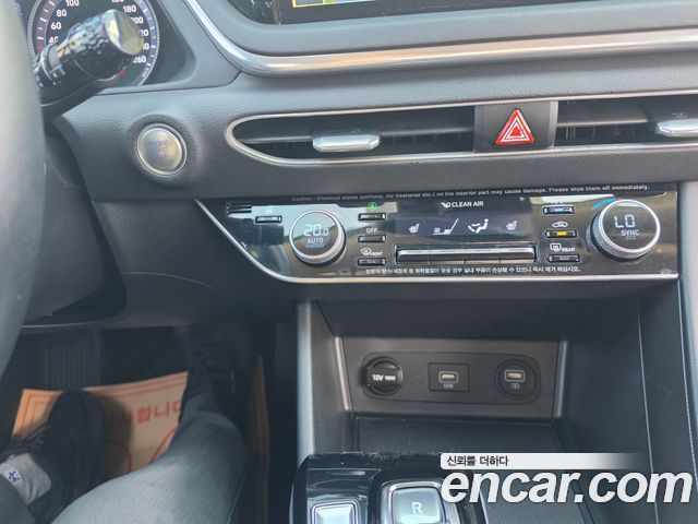 Hyundai Sonata (DN8) 2.0 LPG(rental car) Smart 2020 — фото 16
