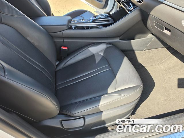 Hyundai Sonata (DN8) 2.0 LPG(rental car) Smart 2020 — фото 22